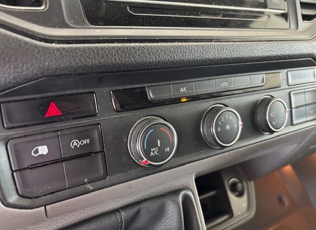 Volkswagen Crafter 30 2.0 Tdi 102Cv L3H2 lleno